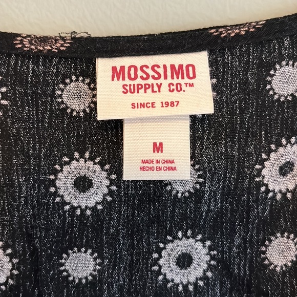 Mossimo Black and Tan Floral Tunic w/ Lace Panels - Picture 6 of 7